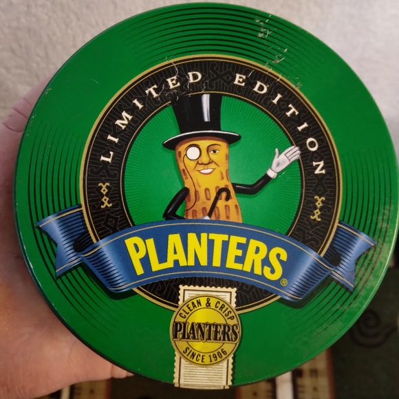 Vintage Decorative Tins- Planters/Redenbachers - Picture 5 of 12